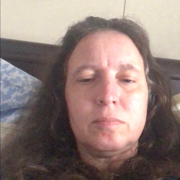 Meet your Posher, Carol - Picture 1 of 1